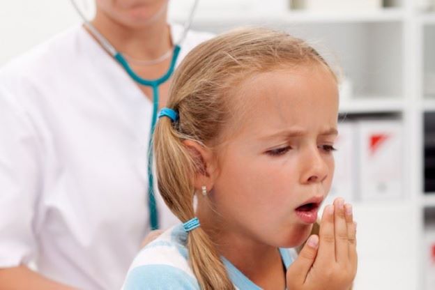 La tosse nei bambini, cause e rimedi | Noi Mamme