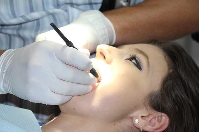 Fungo a 13 mesi che annerisce i denti