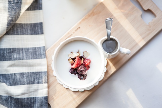 Yogurt e frutta a 18 mesi