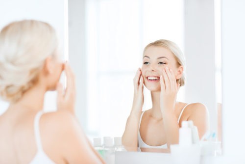 Gel detergente alla rosa Centifolia: proprietà e benefici