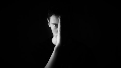 Come gestire l'adolescenza: 7 suggerimenti utili per i genitori. adolescenza problemi