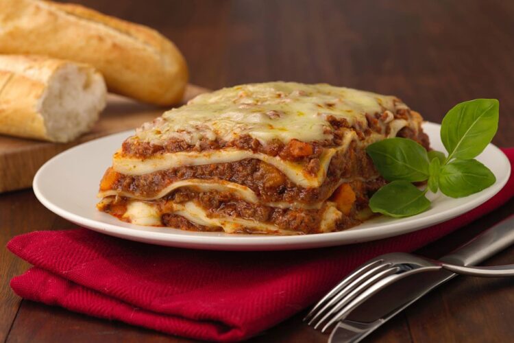 Pranzo di Carnevale: il trionfo del gusto! Idee sfiziose per stupire i tuoi ospiti Lasagne al ragù