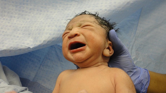 Coliche Neonatali: Rimedi Efficaci e Consigli Pratici