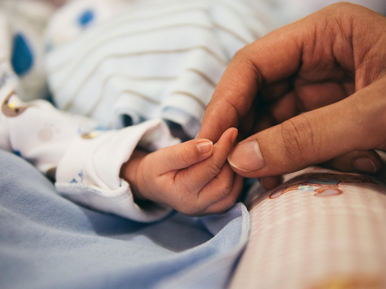Tosse persistente nei bambini: cause, rimedi e quando preoccuparsi