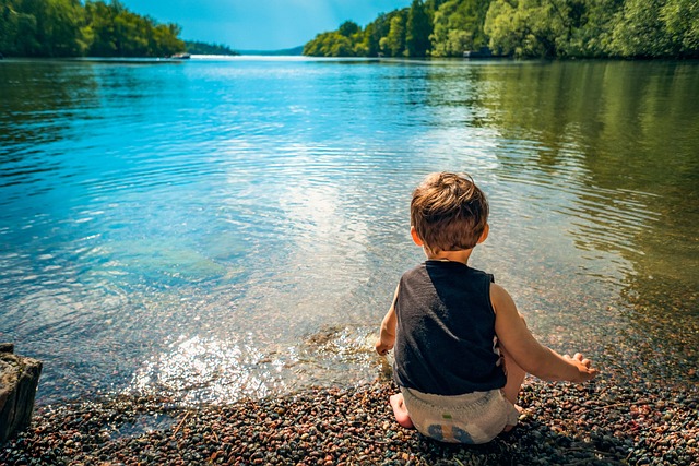 Ginocchia Valghe nei Bambini: Quando Preoccuparsi e Cosa Fare