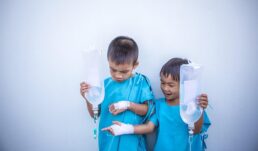 Tosse e Febbre nei Bambini: Guida Completa per Genitori