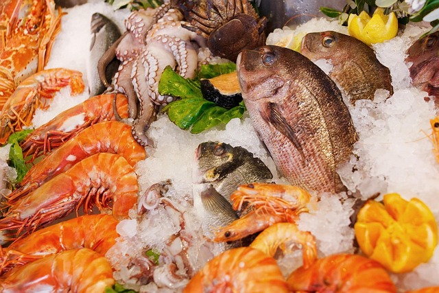 Carne e Pesce nella Dieta del Bebè: Guida Completa (11+ Mesi)