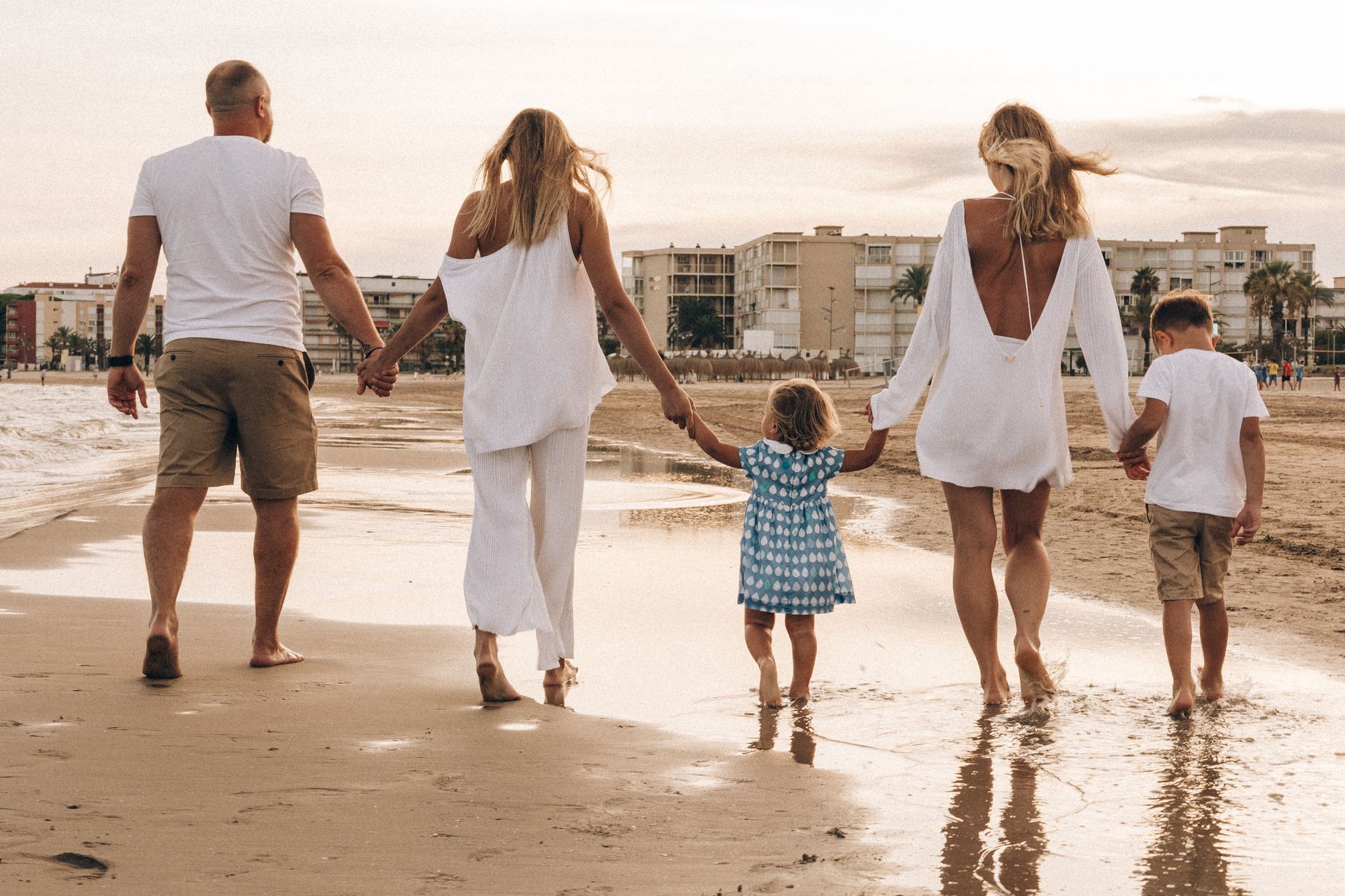 Vacanze last minute 2026 in famiglia: sconti e pacchetti per bambini a Cesenatico