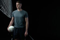 Alimentazione vegetale e sport: i 10 consigli del nutrizionista della Nazionale di pallavolo per i giovani atleti