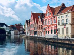 Bruges con i bambini: la città tra i canali sembra uscita da una fiaba