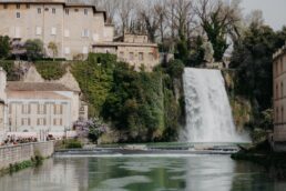 Gite con bambini vicino Frosinone: cascate, borghi e laghi per famiglie